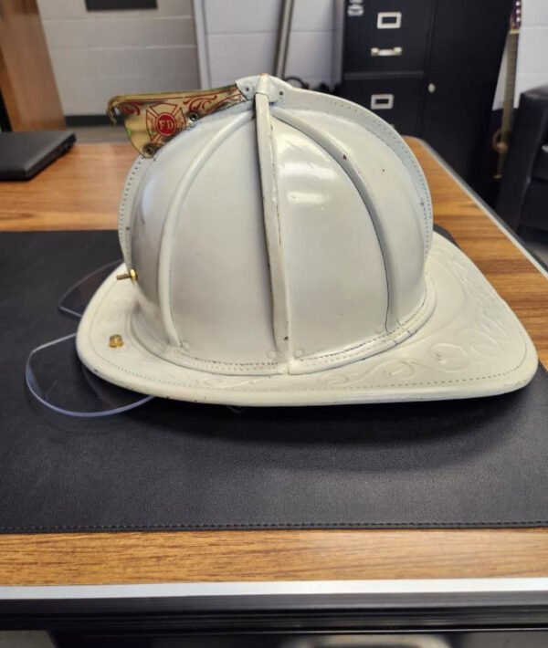 1984 5A size 7 5/8 firefighter helmet - Image 2
