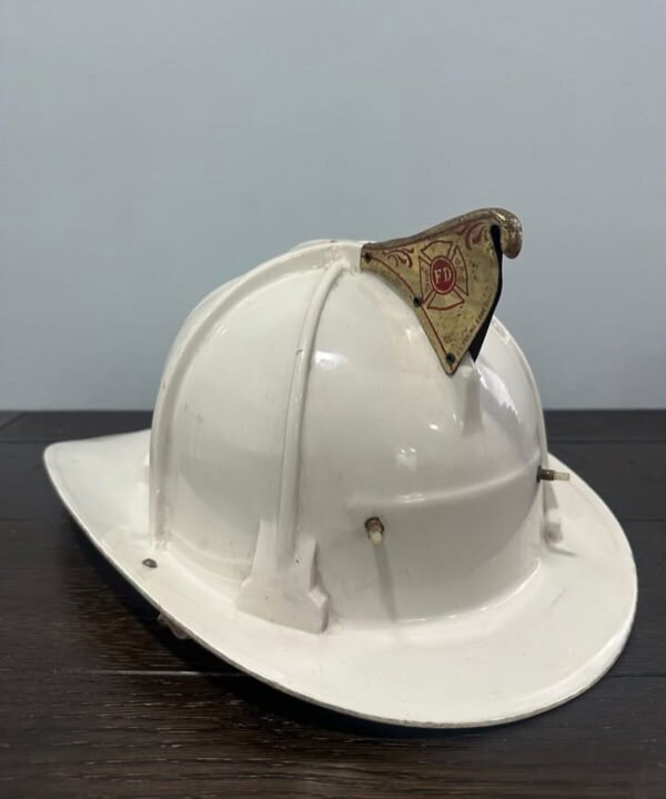 Cairns 880 Smoothie Fire Helmet - Image 5