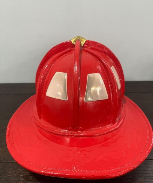 Cairns N5A New Yorker Leather Fire Helmet. - Image 3