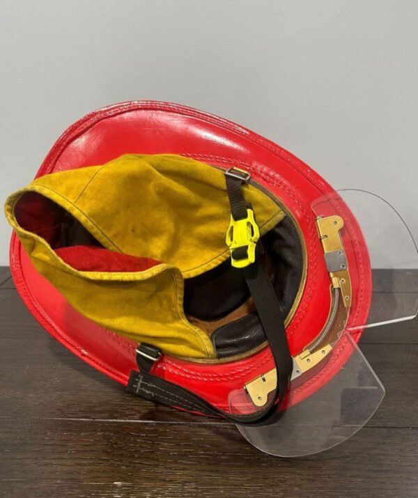 Cairns N5A New Yorker Leather Fire Helmet. - Image 7