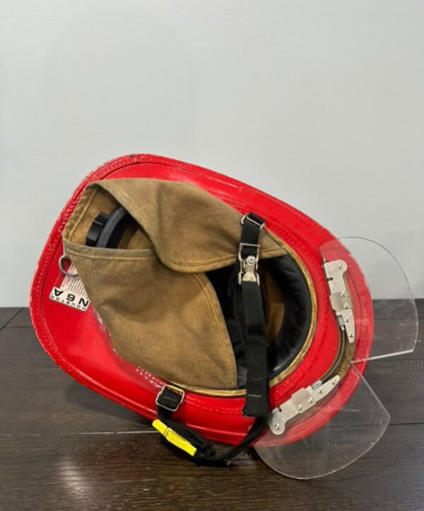 Cairns N6A Sam Houston Leather Fire Helmet - Image 6