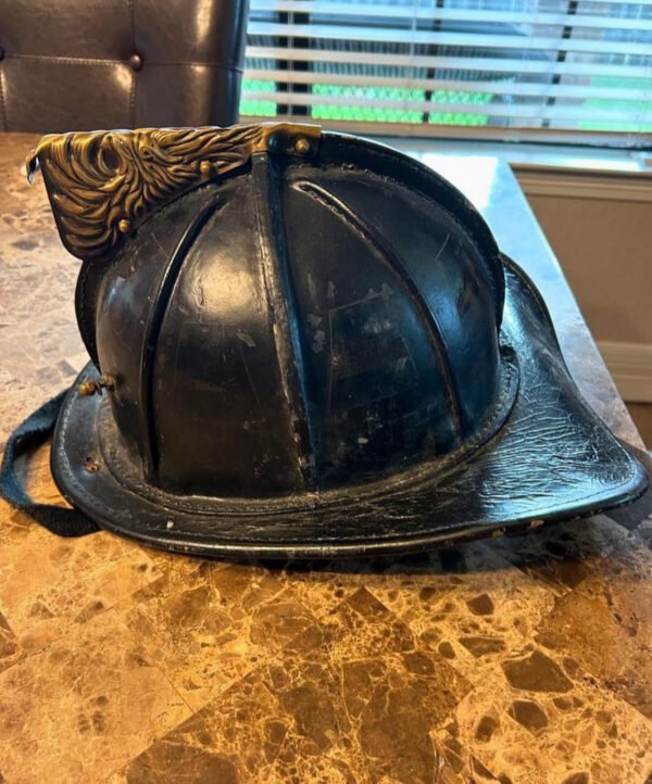 Phenix TL2 Leather Fire Helmet - Image 2