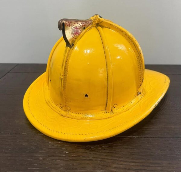Cairns 5A Leather Fire Helmet – MFG 1979 – Good Condition