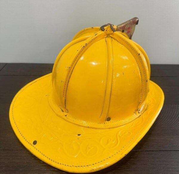 Cairns 5A Leather Fire Helmet – MFG 1979 – Good Condition - Image 4