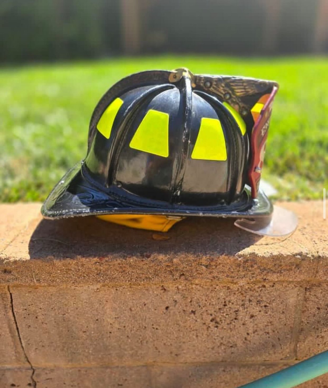 Cairns N6A – Large – MFG 2014 – Good Condition