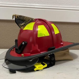 2023 Red Cairns 880