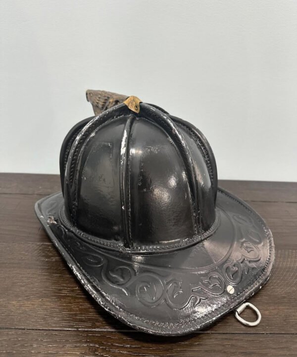 Cairns N6A Sam Houston Leather Fire Helmet – MFG 2013 – Good Condition - Image 2