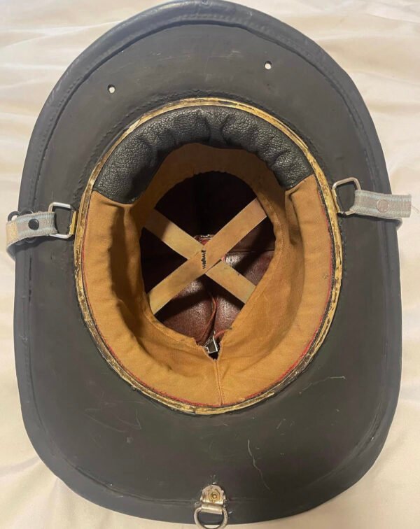 Cairns 5a Q code fire fighter helmet - Image 6